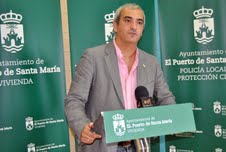Ruiz critica que la Junta niegue inversiones en materia de vivienda para El Puerto  